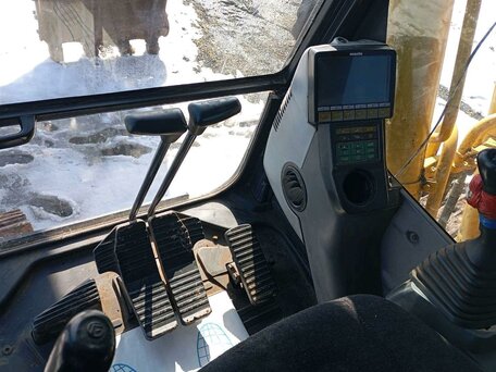 2015 Komatsu PC220-8, жёлтый, 4930850 рублей, вид 5