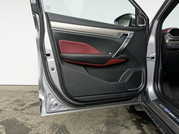 2023 Geely Coolray I, серый, 1845000 рублей - вид 13