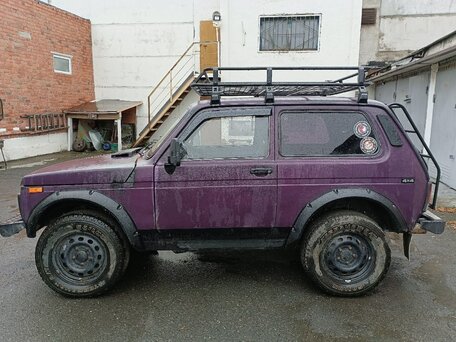 2000 Lada (ВАЗ) 2121 (4x4) I Рестайлинг, фиолетовый, вид 4