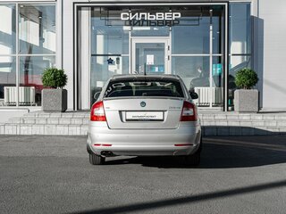2012 Skoda Octavia II (A5) Рестайлинг, серебристый, 820000 рублей, вид 4