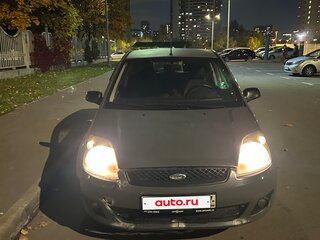 2007 Ford Fiesta Mk5, серый, 245000 рублей, вид 2