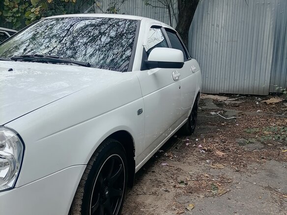 2014 Lada (ВАЗ) Priora I Рестайлинг, белый, 725000 рублей - вид 26