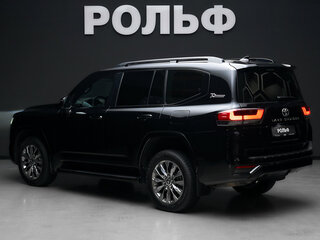2022 Toyota Land Cruiser 300 Series, чёрный, 9890000 рублей, вид 4