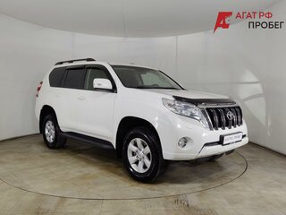 2014 Toyota Land Cruiser Prado 4-speed 150 Series Рестайлинг 1, белый, 3099000 рублей, вид 3