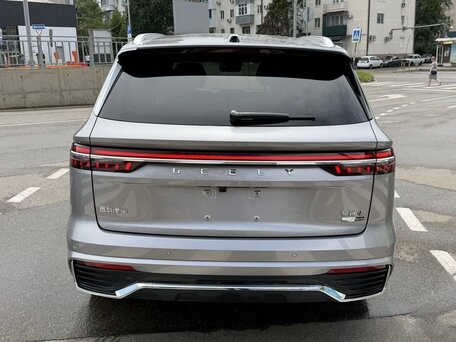 2026 Geely Monjaro (Xingyue L) I Рестайлинг 2 (China Market), серебристый, 3950000 рублей, вид 5