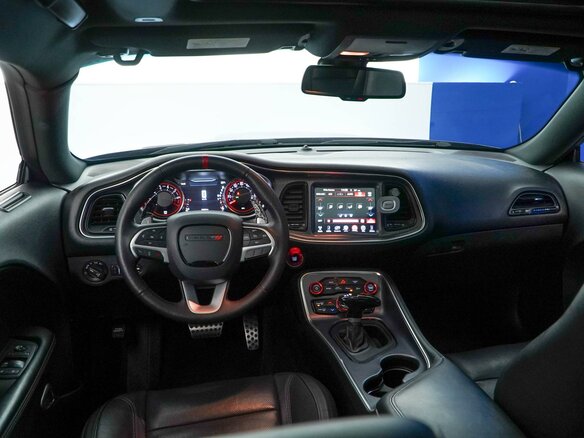 2017 Dodge Challenger III Рестайлинг 2, серый - вид 5