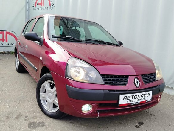 2003 Renault Clio II Рестайлинг, красный, 315000 рублей - вид 3