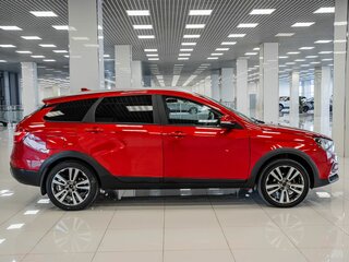 2018 Lada (ВАЗ) Vesta SW Cross I, красный, 968000 рублей, вид 5