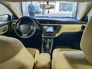 2018 Toyota Corolla XI (E160, E170, E180) Рестайлинг 1, белый, 2300000 рублей, вид 5
