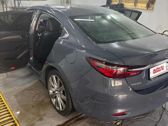 2021 Mazda 6 III (GJ) Рестайлинг 2, серый, 2200000 рублей - вид 4