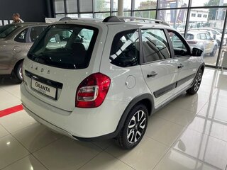 2026 Lada (ВАЗ) Granta Cross I Рестайлинг, белый, 1196000 рублей, вид 4