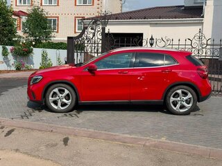 2019 Mercedes-Benz GLA 200 I (X156) Рестайлинг, красный, 2600000 рублей, вид 1