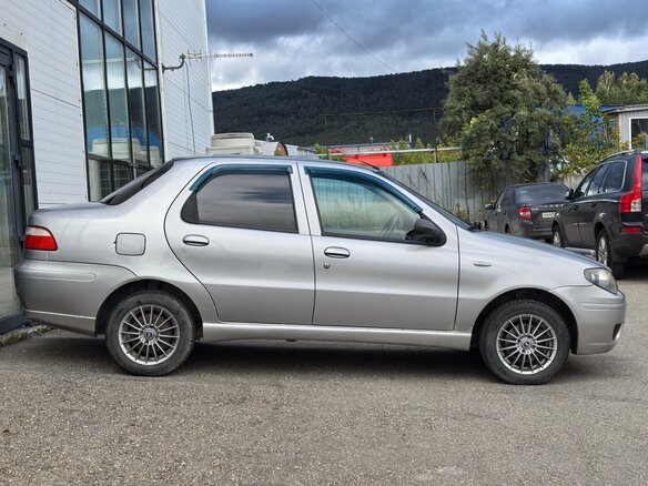 2011 Fiat Albea I Рестайлинг, серый, 265000 рублей - вид 6