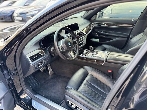 2015 BMW 7 серии Long 730Ld xDrive VI (G11/G12), чёрный, 3149000 рублей - вид 14