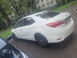 2014 Toyota Corolla XI (E160, E170, E180), белый, 850000 рублей, вид 3