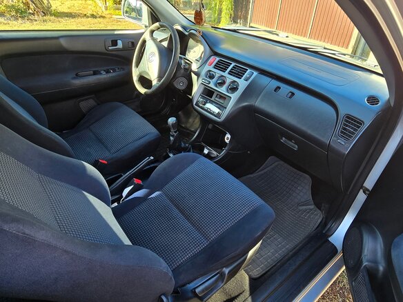 2002 Honda HR-V I Рестайлинг, серебристый, 420000 рублей - вид 5