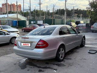 2004 Mercedes-Benz E-Класс 240 III (W211, S211), серебристый, 899999 рублей, вид 3
