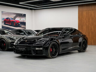 Porsche Panamera GTS III