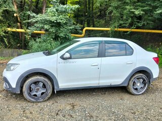 2019 Renault Logan Stepway II Рестайлинг, белый, 950000 рублей, вид 4
