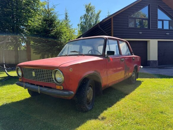 1984 Lada (ВАЗ) 21011, красный, 150000 рублей - вид 5