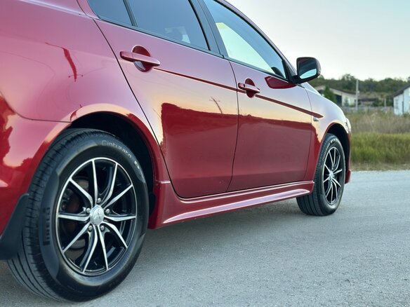 2007 Mitsubishi Lancer X, красный - вид 8