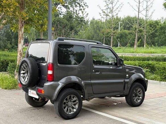 2016 Suzuki Jimny III Рестайлинг 2, серый, 1246007 рублей - вид 5