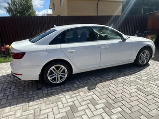 2019 Audi A4 V (B9), белый, 2400000 рублей, вид 3