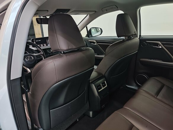 2022 Lexus RX 300 IV Рестайлинг, белый, 5600000 рублей - вид 18