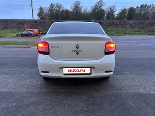 2017 Renault Logan II, белый, 560000 рублей, вид 2