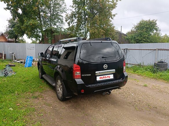 2013 Nissan Pathfinder III Рестайлинг, чёрный - вид 4