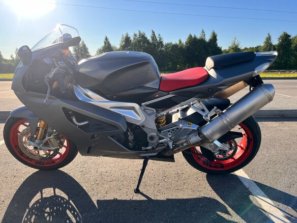 2007 Aprilia RSV1000 R, серый, 600000 рублей - вид 7