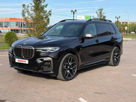 2021 BMW X7 M50i I (G07), чёрный, 8490000 рублей, вид 2