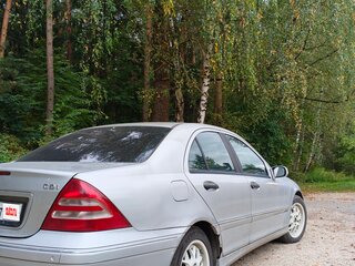 2002 Mercedes-Benz C-Класс 200 II (W203), серый, 450000 рублей, вид 2