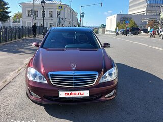 2006 Mercedes-Benz S-Класс 550 V (W221), пурпурный, 1850000 рублей, вид 2