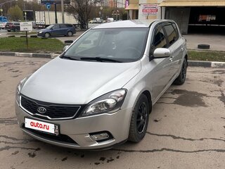 2010 Kia Ceed I Рестайлинг, серебристый, 570000 рублей, вид 1