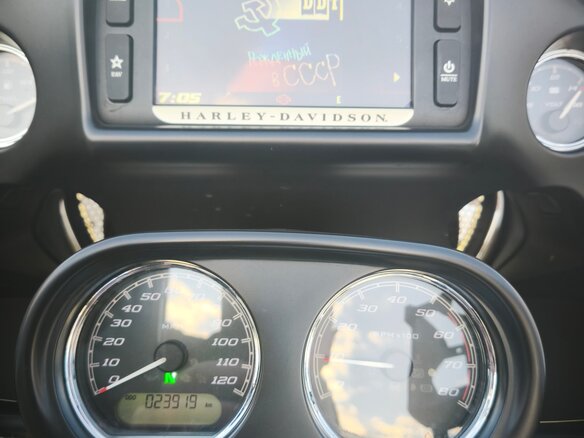 2015 Harley-Davidson Road Glide, чёрный, 1400000 рублей - вид 2