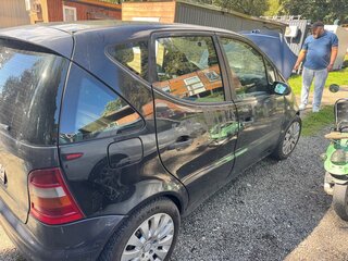 2000 Mercedes-Benz A-Класс 170 I (W168), чёрный, 185000 рублей, вид 2