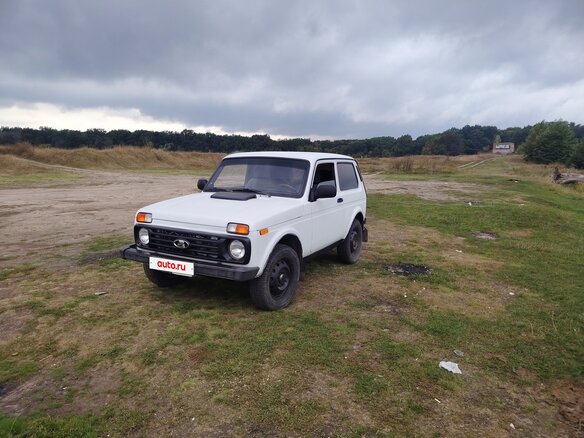 2012 Lada (ВАЗ) 2121 (4x4) I Рестайлинг, белый, 350000 рублей