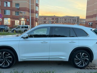 2023 Geely Monjaro (Xingyue L) I, белый, 3200000 рублей, вид 5