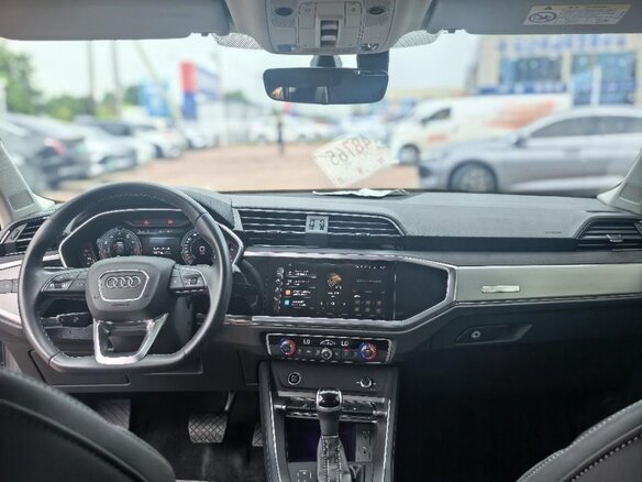2022 Audi Q3 35 TFSI II (F3), чёрный - вид 9