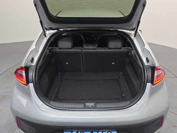 2018 Hyundai IONIQ, серебристый, 1150001 рублей - вид 17
