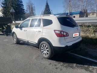 2010 Nissan Qashqai+2 I Рестайлинг, белый, 855000 рублей, вид 4