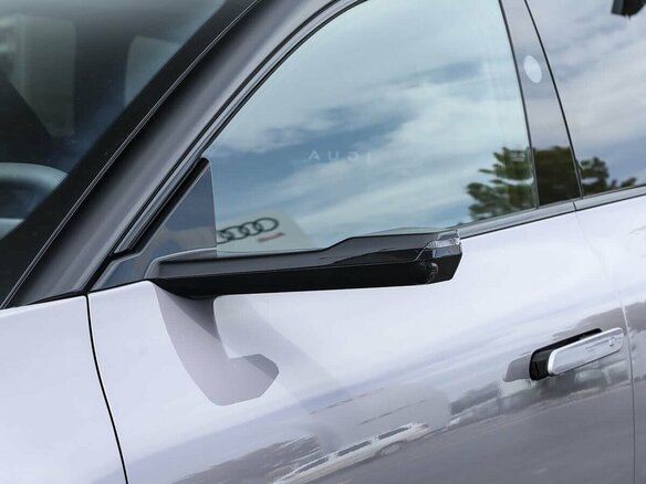 2026 Audi E5 83 kWh, серебристый, 7620000 рублей - вид 6