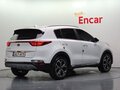 2021 Kia Sportage IV Рестайлинг, белый, 1859000 рублей - вид 2