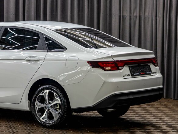 2023 Livan S6 Pro, белый, 1675000 рублей - вид 9