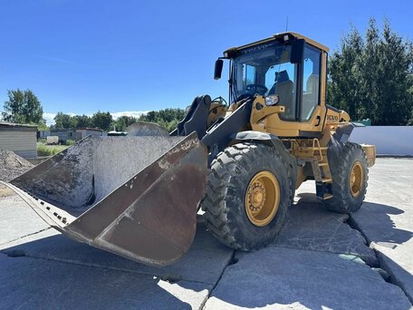 2010 Volvo L90, 7450000 рублей, вид 2