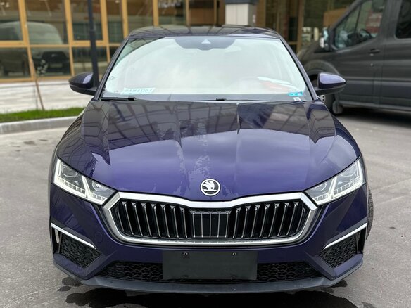 2022 Skoda Octavia IV (A8), синий, 2300000 рублей - вид 1