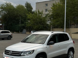 2013 Volkswagen Tiguan I Рестайлинг, белый, 1550000 рублей, вид 2