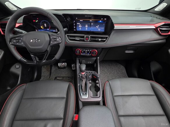 2023 Chevrolet TrailBlazer III, чёрный, 1470000 рублей - вид 9