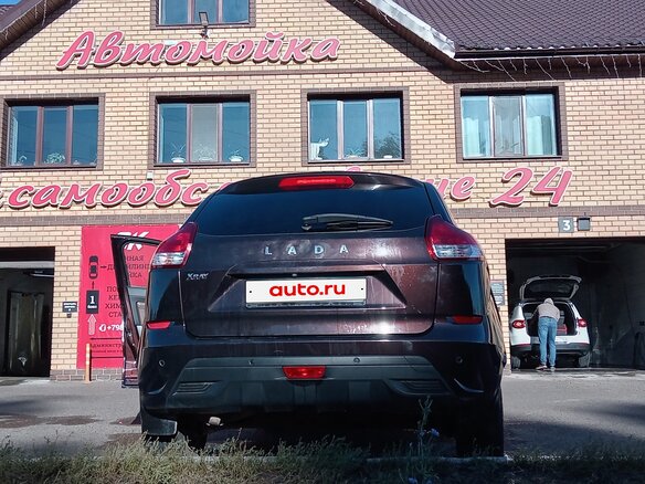 2017 Lada (ВАЗ) XRAY I, коричневый, 800000 рублей - вид 5